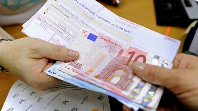 Kako redno Slovenci plačujejo položnice?