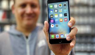 Novi iPhone v Sloveniji na voljo od 9. oktobra