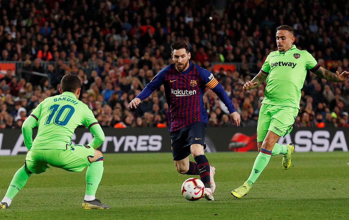 Lionel Messi | Lionel Messi je obračun z Levantejem začel na klopi za rezerve, v igro je vstopil v drugem polčasu, v 62. minuti pa je zabil gol za zmago, ki je Barceloni prinesla naslov španskega prvaka. | Foto Reuters