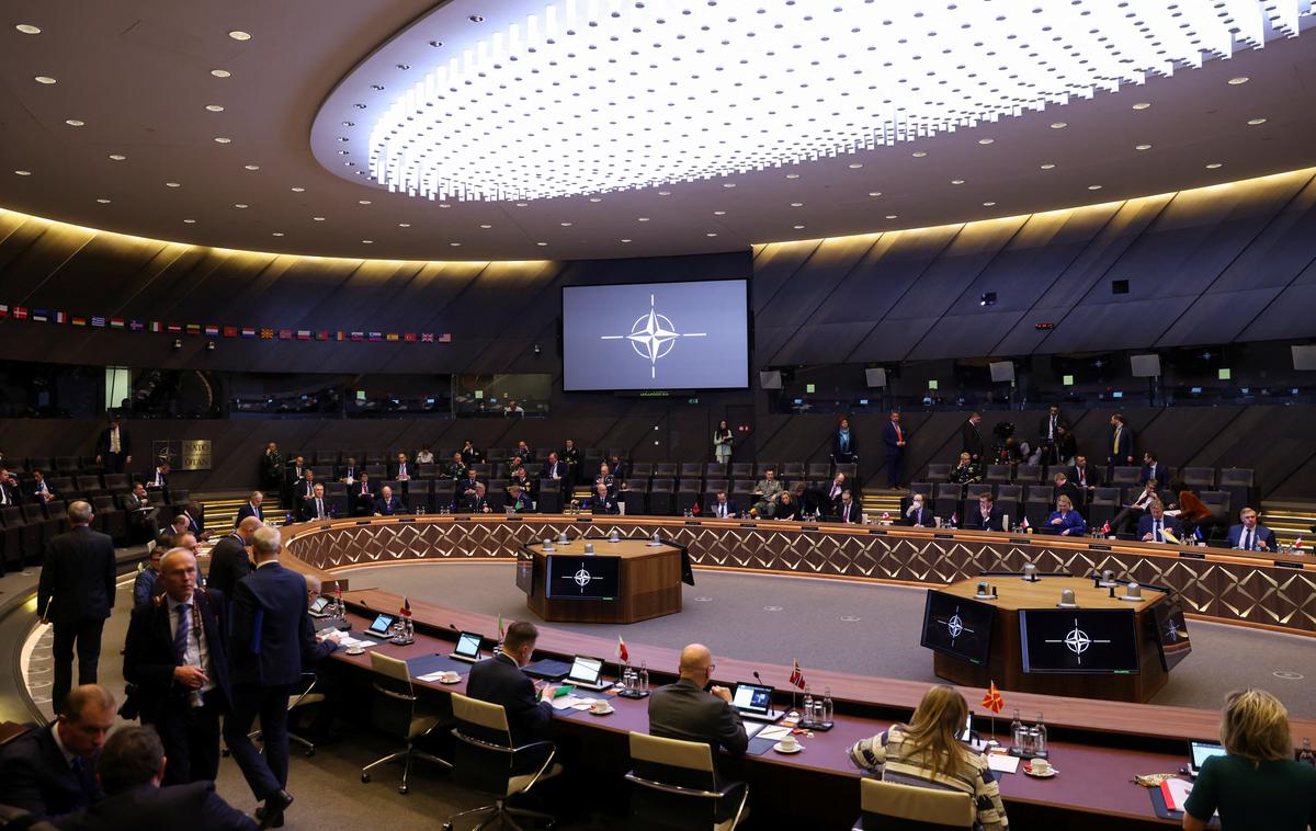 Zasedanje obrambnih ministrov zveze Nato v Bruslju | Prošnja za članstvo v Natu je le prvi korak v dolgotrajnem pristopnem procesu.  | Foto Reuters