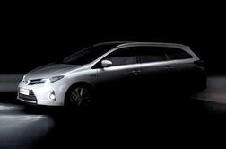 Toyota auris prvič tudi kot hibridni karavan