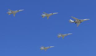 Ruski strateški bombniki se zbirajo blizu Ukrajine: smo tik pred največjim ruskim napadom?