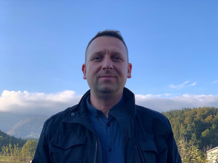 Rakun je pojasnil, da bi lahko sistem uporabili tudi pri drugih poljščinah, na primer pri krompirju ali repi, pri čemer bi bilo treba prilagoditi modele prepoznavanja. | Foto: Univerza v Mariboru