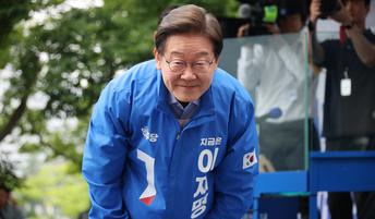 V Južni Koreji v torek izbirajo naslednika odstavljenega predsednika