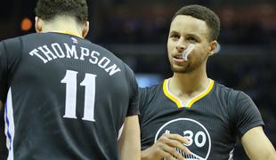 Golden State le še zmago oddaljen od rekorda bikov!