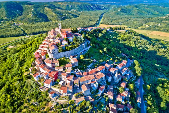 stra, ki je med nemškimi turisti najbolj priljubljena destinacija, ostaja na varnem seznamu. | Foto: Getty Images