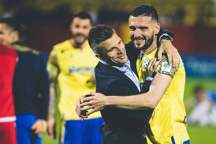 Novopečeni trener Olimpije Zoran Zeljković ima lepe spomine na celjski stadion, kjer je lani s Koprčani proslavljal osvojitev pokalne lovorike. | Foto: Grega Valančič/Sportida