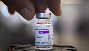Toliko milijonov je AstraZeneci v le treh mesecih prineslo cepivo