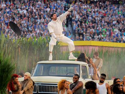 Spektakel, ki ga Trump ni hotel videti, svet pa je navdušen