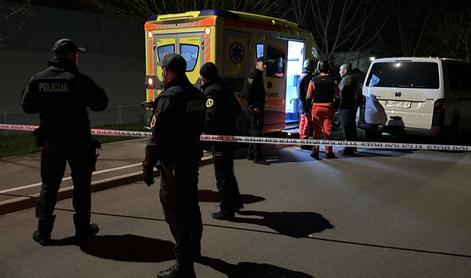 Izredno stanje v Brežicah: nekdanji policist grozi z orožjem