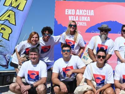 Janica Kostelić prvič ujeta s partnerjem, ki ga skrbno skriva