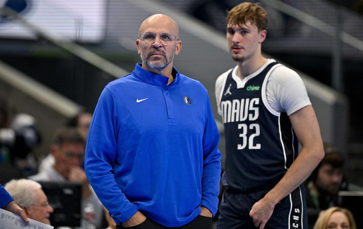 Jason Kidd | Trener Dallasa Jason Kidd proti Minnesoti ni mogel računati na kopico prvokategornikov. Dallas je že po treh četrtinah zaostajal za -32, kot edini v noči na torek v ligi NBA pa ni dosegel trimestnega števila točk. | Foto Reuters