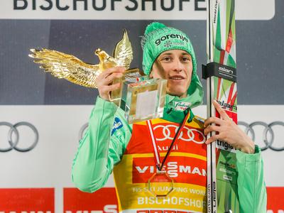 Peter Prevc in Rjoju Kobajaši sta v zadnjem desetletju rumeno v Oberstdorfu popeljala do zlatega orla