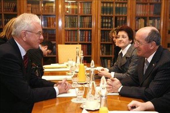 Nova hrvaška vlada mora nujno rešiti vprašanje ERC