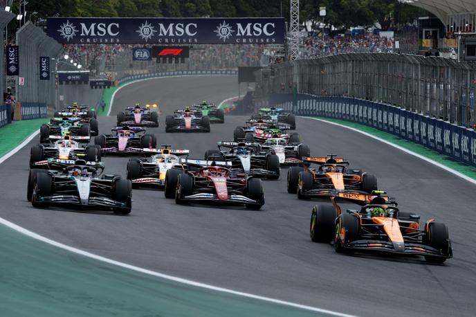 Interlagos štart Lando Norris McLaren | Lando Norris je zanesljivo na štartu in v prvem zavoju za sabo zadržal Kimija Antonellija. | Foto Reuters