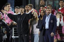 Prepir v družini Beckham? Brooklyna ni bilo na zabavi.