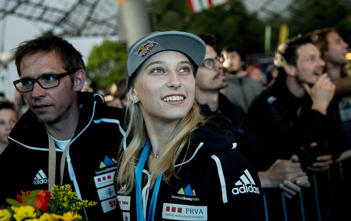 IFSC WORLD CUP MUNICH | Janja Garnbret si je že dve tekmi pred koncem sezone zagotovila skupno zmago v balvanih. Zmagati si želi še v skupnem seštevku težavnosti in kombinaciji. | Foto Ana Kovač