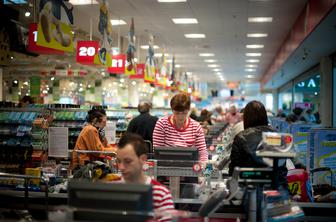 So Mercatorjevim trgovinam odklopili elektriko? V Mercatorju pravijo, da informacija ne drži.