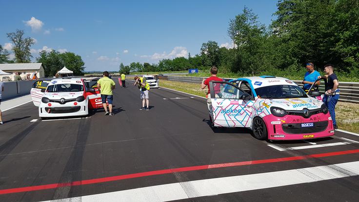 Poleti so na dirkaški stezi Gaj že potekala tudi uradna tekmovanja.  | Foto: Gregor Pavšič