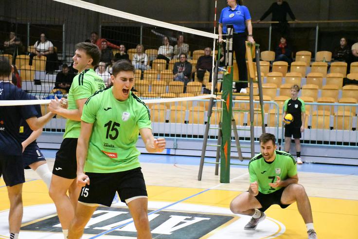 Odbojkarji Panvite Pomgrad so za uvod premagali Kranjčane. | Foto: Panvita Pomgrad