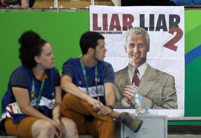 Lochte je že med igrami zaradi laži postal tarča posmeha. | Foto: Reuters