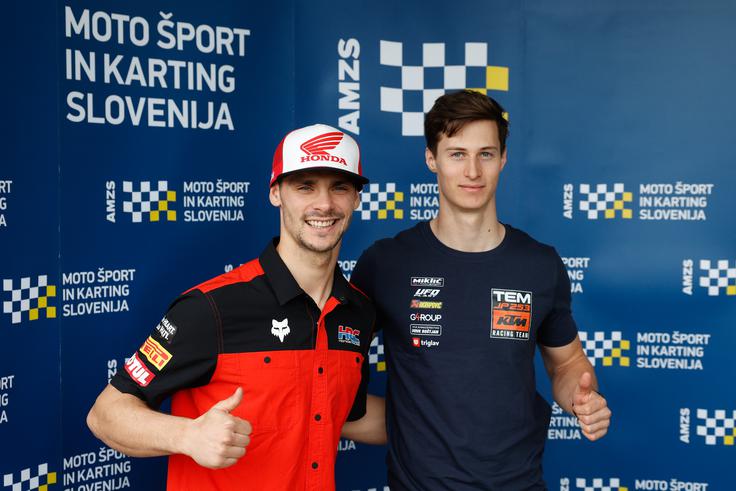 Tim Gajser in Jan Pancar sta od letos tekmeca v prvenstvu MXGP. | Foto: Anže Malovrh/STA