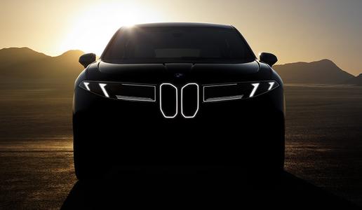 Nova smer za BMW, kaj menite? "Ledvičke" majhne in osvetljene. #foto