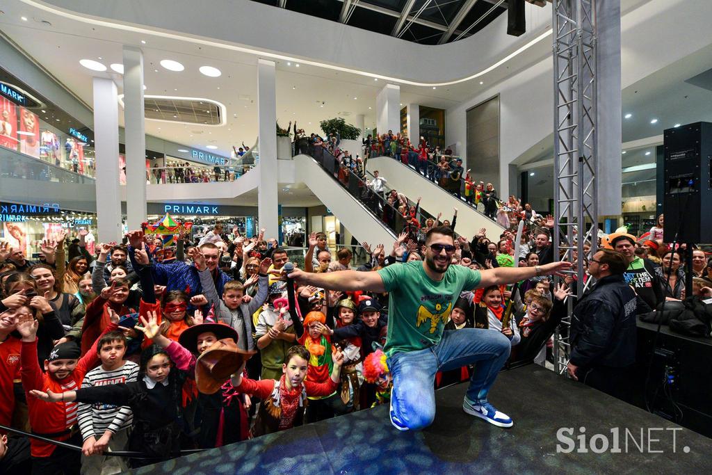 Vse šeme čaka posebno presenečenje, in sicer brezplačni slastni krofi Foto Robert Krumpak