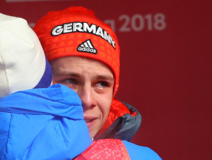 Nemški junak Andreas Wellinger ob dosežku kariere ni mogel skriti solz. | Foto: Reuters