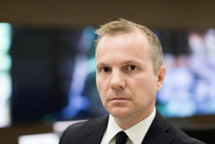 Ve se, koliko država privarčuje s prometno varnostjo, a denarja kar ni