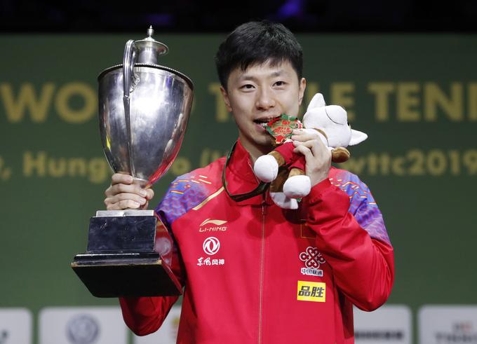 Ma Long je osvojil naslov v posamični konkurenci kot tudi med dvojicami. | Foto: Reuters