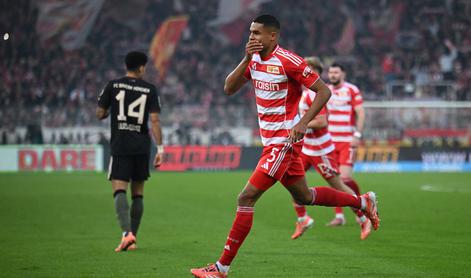 Končan je sanjski niz Bayerna, Kane rešil vsaj točko