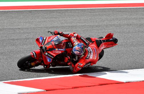 Bagnaia osvojil "pole", Martin šprint, Marquez trikrat na tleh