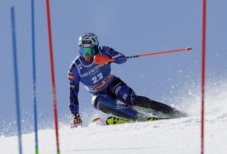 AJ Ginnis je v finalu izkoristil številko dve. | Foto: Reuters