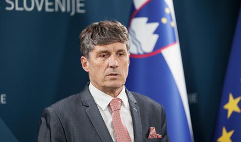Sajovic: "Obramba države ne more biti predmet prisile"