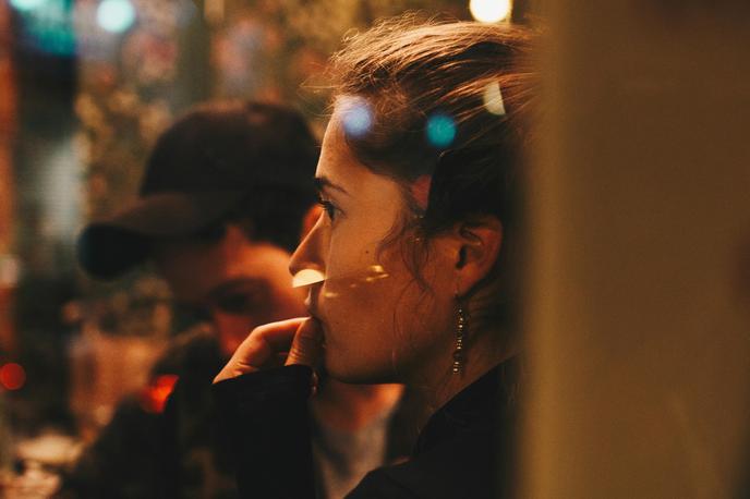 ženska, dekle, profil | Foto Pexels