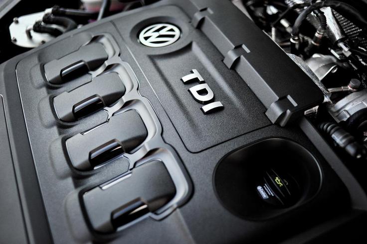 Najnovejši šok za Volkswagen je že drugi podoben ukrep v Južni Koreji. Naj spomnimo, da je južnokorejska vlada že lani novembra zaradi afere dieselgate ukazala vpoklic 126 tisoč Volkswagnovih vozil. V omenjeni akciji so tožilci aretirali tudi enega od tamkajšnjih članov vodstva koncerna. | Foto: Ciril Komotar