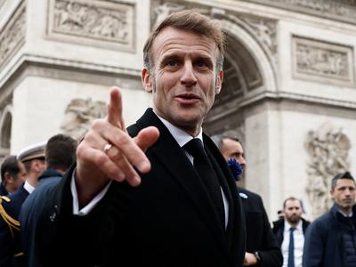 Francija ponovno uvaja prostovoljno služenje vojaškega roka