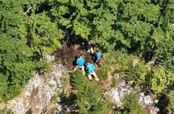 Slovenski gasilci v šoku zaradi početja kolesarja in lastnika vikenda