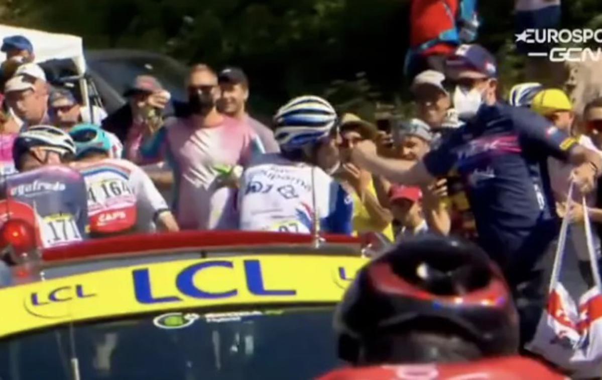 pinot tamb | Francoski kolesar Thibaut Pinot je v sobotni etapi Dirke po Franciji spet imel obilico smole. 
