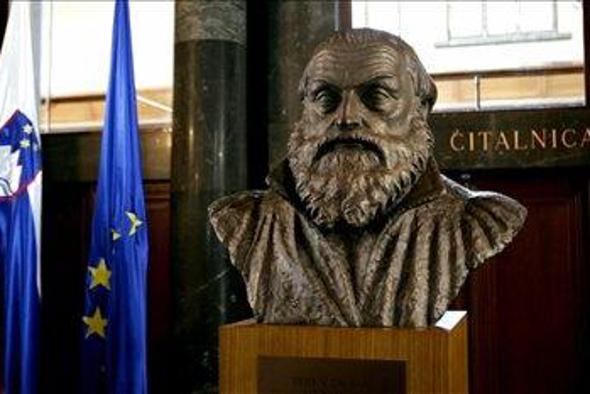 Z odkritjem kipa v NUK se je začelo Trubarjevo leto
