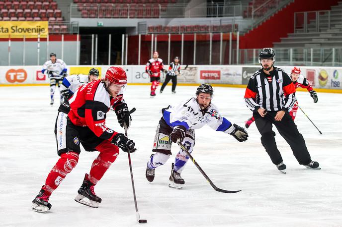 HDD Jesenice | Jeseničani so na prvi domači tekmi leta 2023 klonili proti Gardeni. | Foto Matic Klanšek Velej/Sportida