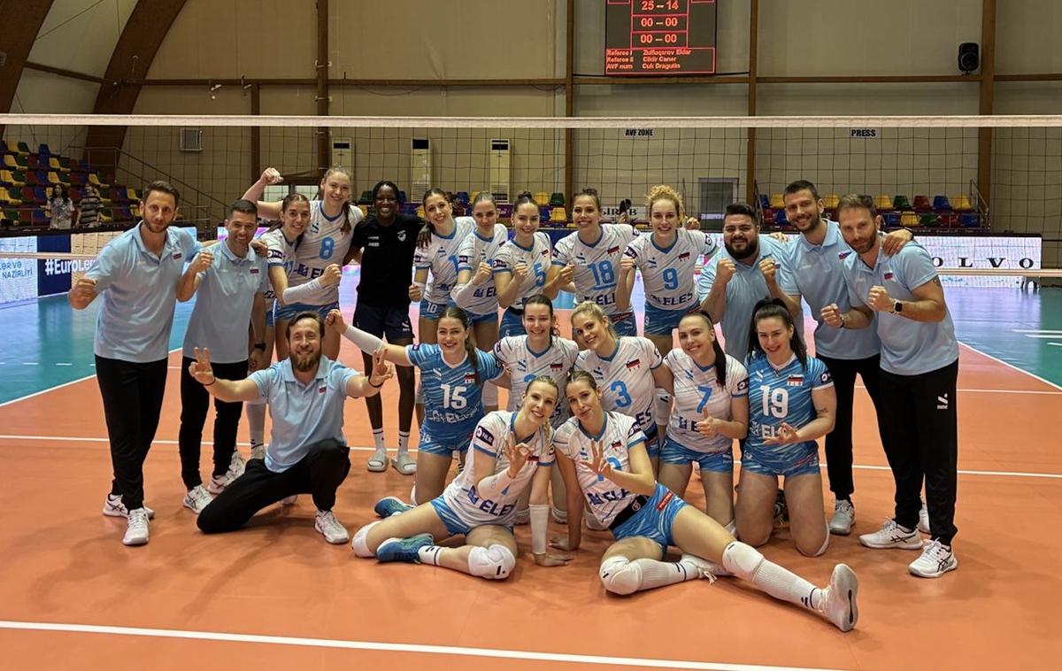 Slovenija Madžarska odbojka | Slovenke bodo ob 16. uri odigrale prvo tekmo zlate evropske lige. Njihove tekmice bodo Madžarke, ki so v petek brez izgubljenega seta premagale gostiteljice. | Foto OZS