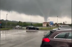 Ob meji s Slovenijo divjal tornado, pustošila tudi tromba