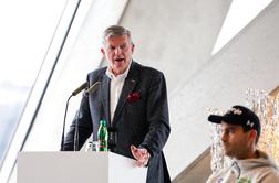 Pomembna odločitev v slovenskih skokih: delegati zaupali Kunstlju