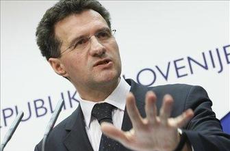 Cvikl predstavil delovni program vlade za leto 2009
