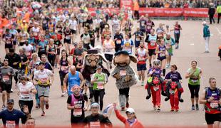 Na londonskem maratonu vendarle svetovni rekord - za najhitrejšo medicinsko sestro