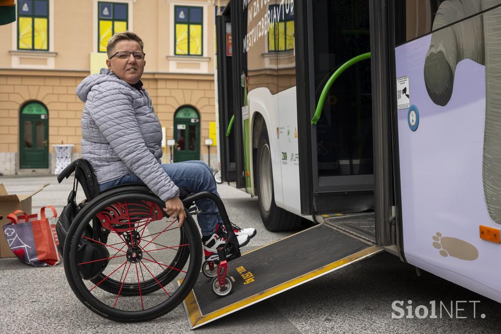 Ovirantlon na Kongresnem trgu v Ljubljani