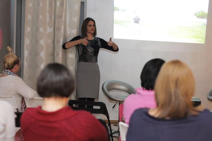 Danes Maja mladim in študentom predava o tem, kako do dela v tujini. Njena predavanja potekajo tudi v angleščini in celo hrvaščini. | Foto: Osebni arhiv