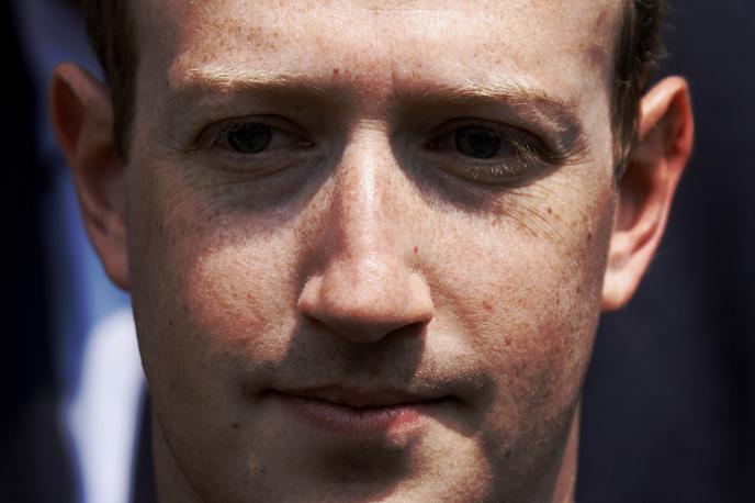 Mark Zuckerberg | Mark Zuckerberg je s premoženjem 50,5 milijarde evrov (podatek: Forbes) trenutno sedmi najbogatejši človek na svetu. Večina njegovega premoženja je vezana na njegov lastniški delež v Facebooku. | Foto Matic Tomšič / Reuters
